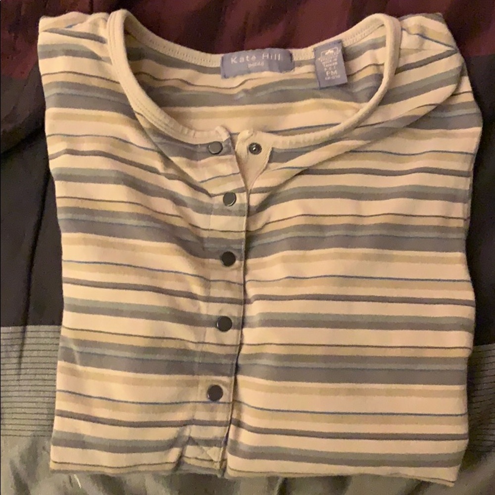 Woman’s Kate Hill Shirt Size PM